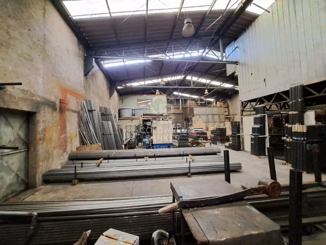 Galpón industrial 674 m2