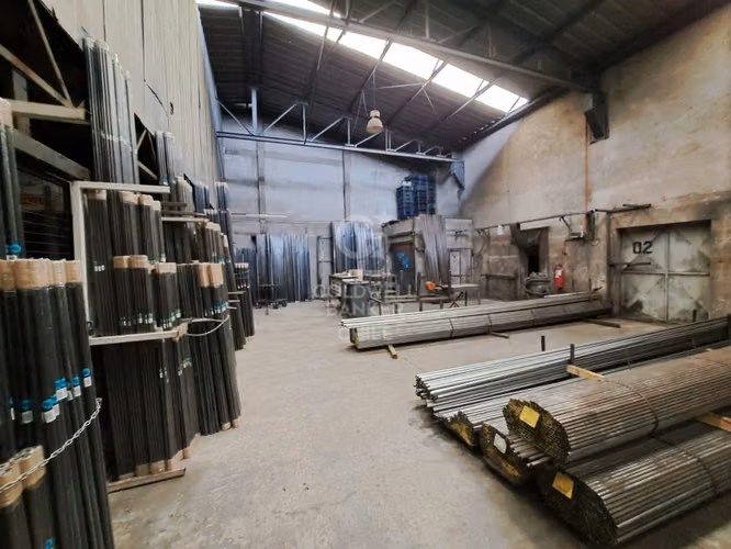 Galpón industrial 674 m2