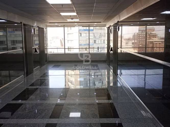Oficina Metro P. de Valdivia 520m2