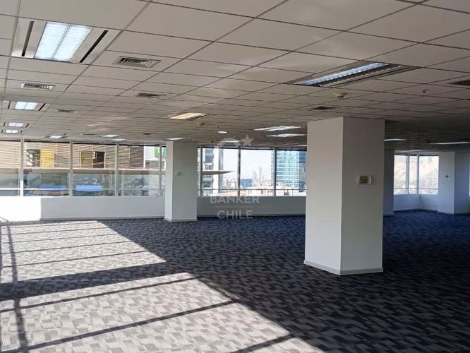 Oficina Torre Millenium 1.215m2