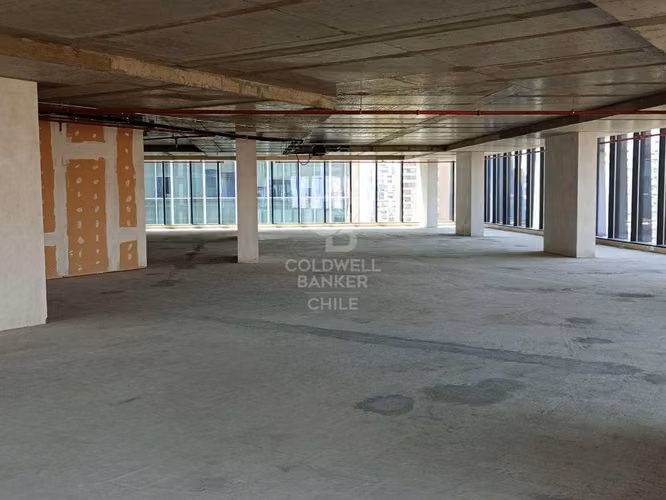 Oficina Cerro El Plomo 932m2