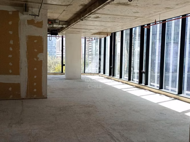 Oficina Cerro El Plomo 270m2