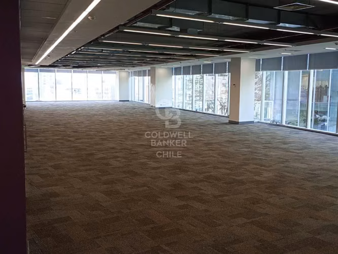 Oficina Cerro El Plomo 522m2