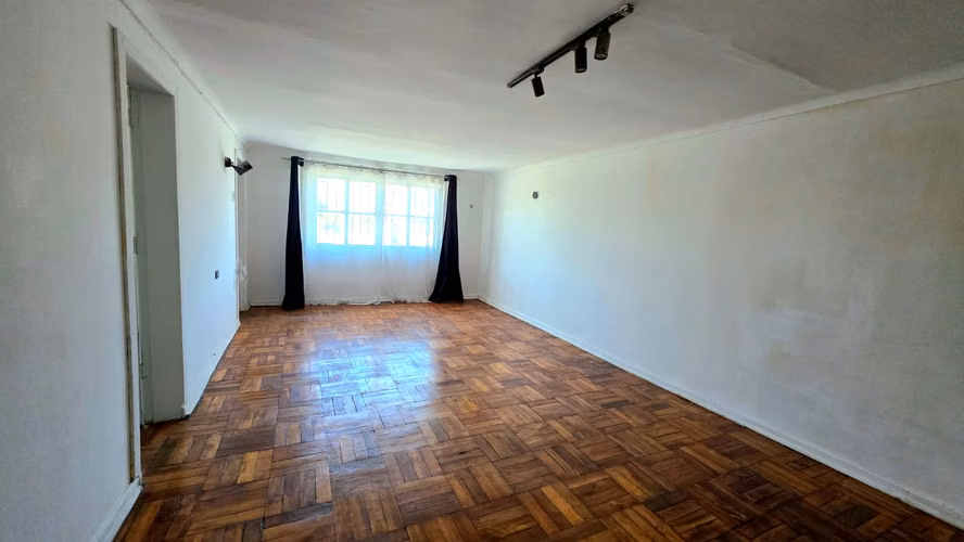 Casa Amplia 3 Dormitorios, Cercano Las Rejas