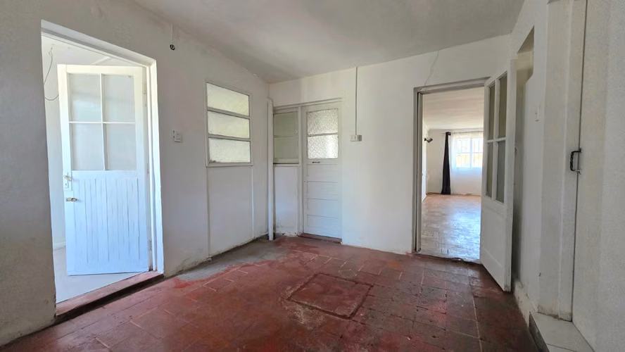 Casa Amplia 3 Dormitorios, Cercano Las Rejas