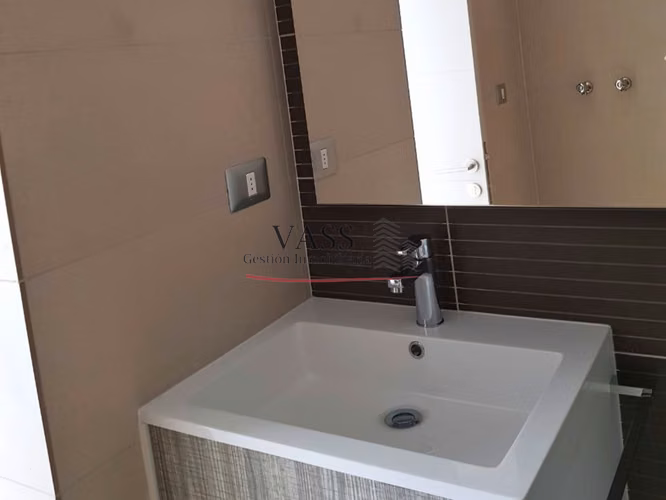 VASS GESTIÓN INMOBILIARIA Vende departamento centro de Viña Del Mar.