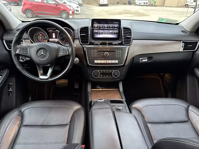 MERCEDES BENZ GLE 350D COUPE SPORT LOOK AMG 2018