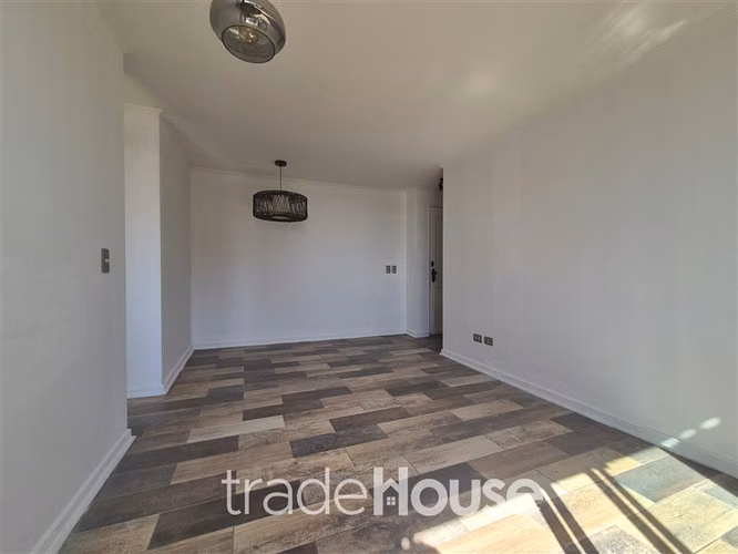 Departamento en venta de 2 dorm. en Recoleta