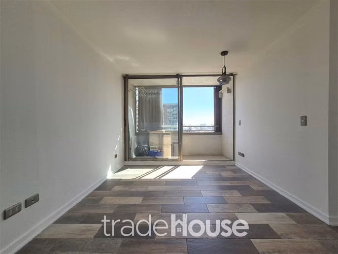 Departamento en venta de 2 dorm. en Recoleta