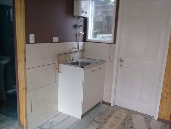 SE ARRIENDAN 2 CABAÑAS DE 2 PISOS, VILLA SOFÍA. RAHUE ALTO. - Imagen 3