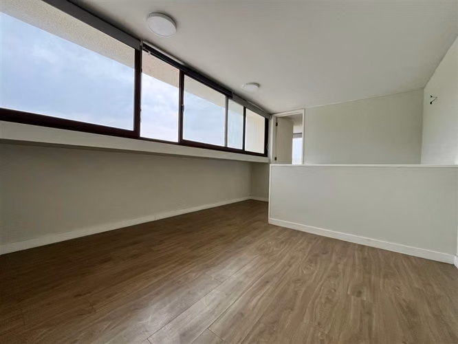Casa en venta de 5 dormitorios ,Chamisero,Colina, Colegios.