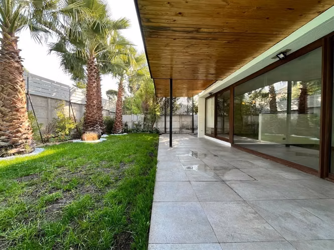 Casa en venta de 5 dormitorios ,Chamisero,Colina, Colegios.