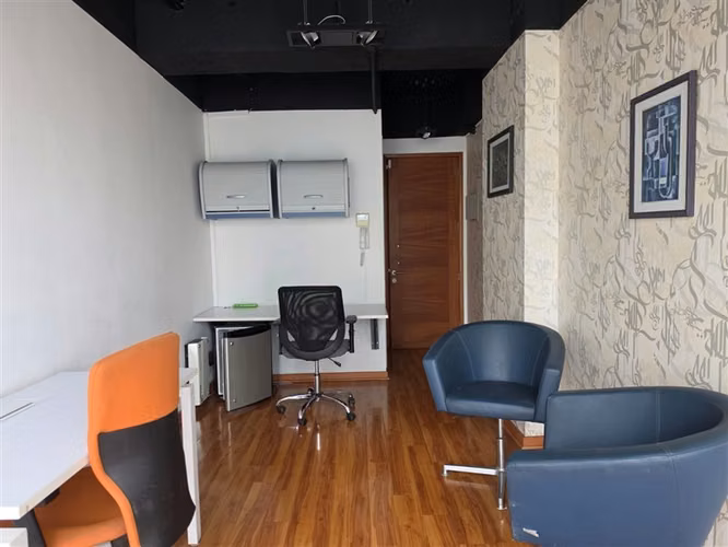 Oficina Amoblada en Arriendo en Las Condes