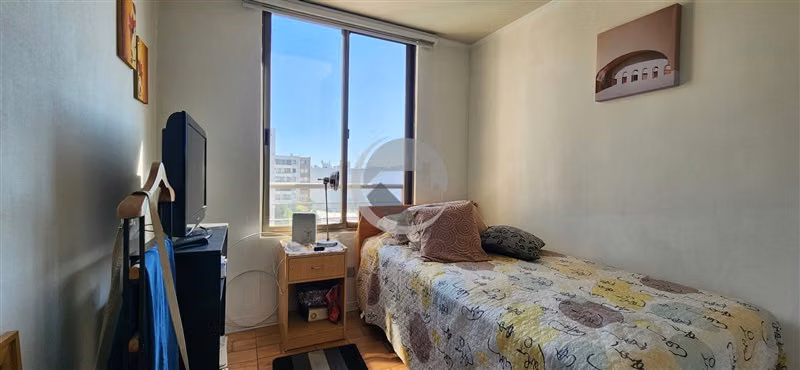 Departamento en Venta de 3 dorm. 2 baños Est y B. Republica!