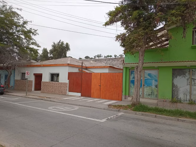 Arriendo casa amplio terreno en Vallenar aprox. 700 m2 y 140 m2 construidos