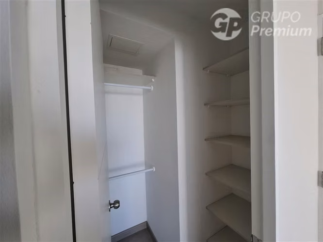 Departamento en venta de 2 dorm. en Estación Central