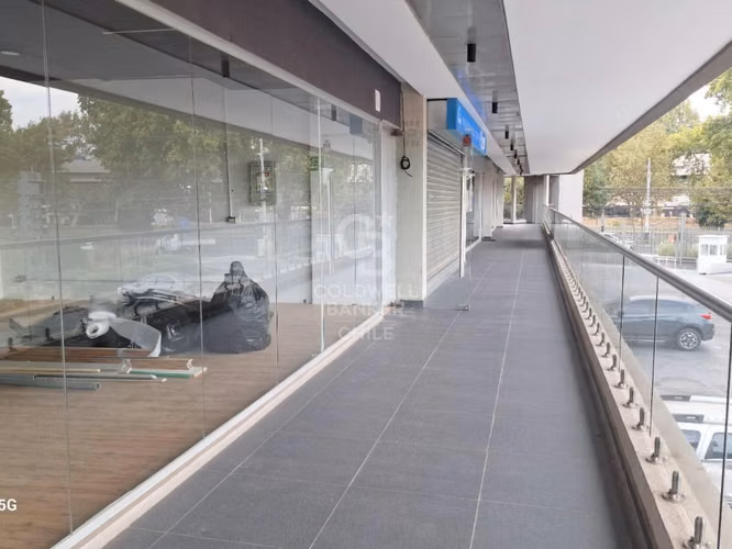 Local habilitado para emprender en zona Pajaritos