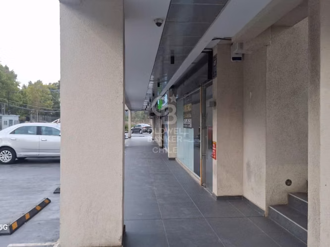 Local habilitado para emprender en zona Pajaritos