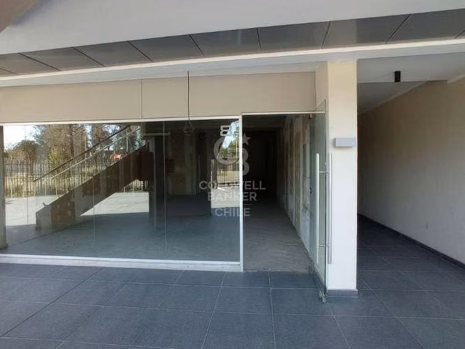Local habilitado para emprender en zona Pajaritos