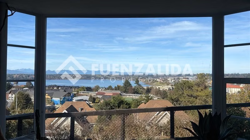 Casa en arriendo de 4D4B sector colegio Puerto Varas - Imagen 2