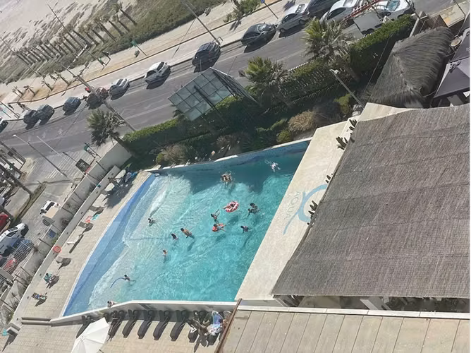 Imperdible!!! departamamento avenida del mar, moderno condominio tipo resort, piscina con olas