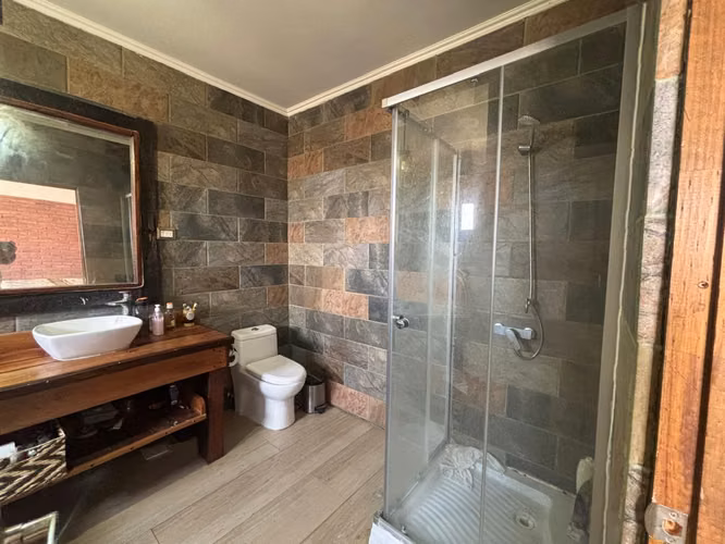 Exclusiva Parcela de 10.000 m² con Casa de 470 m² en La Serena