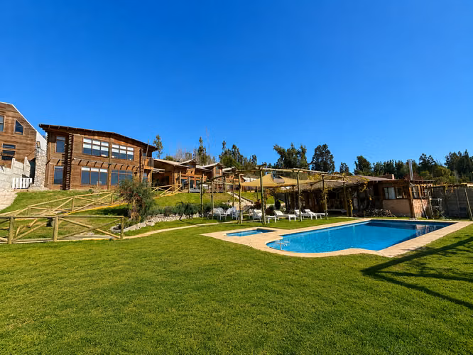 Espectacular Parcela con Acceso Directo a Ruta 41 y Vista al Valle
