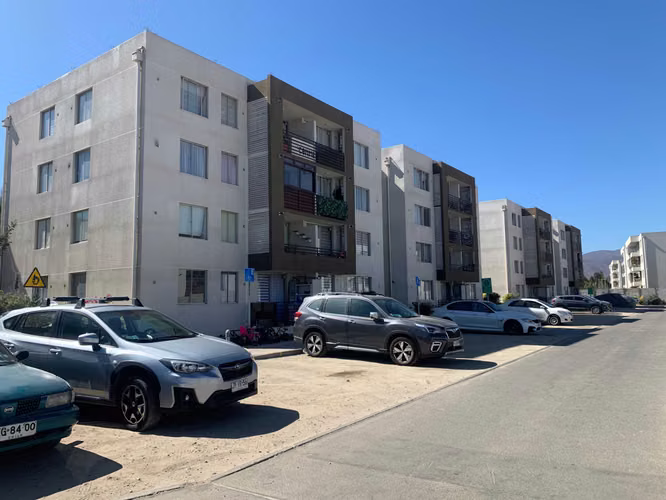 Vendo Departamento Frente al Mall en Ovalle (168375)