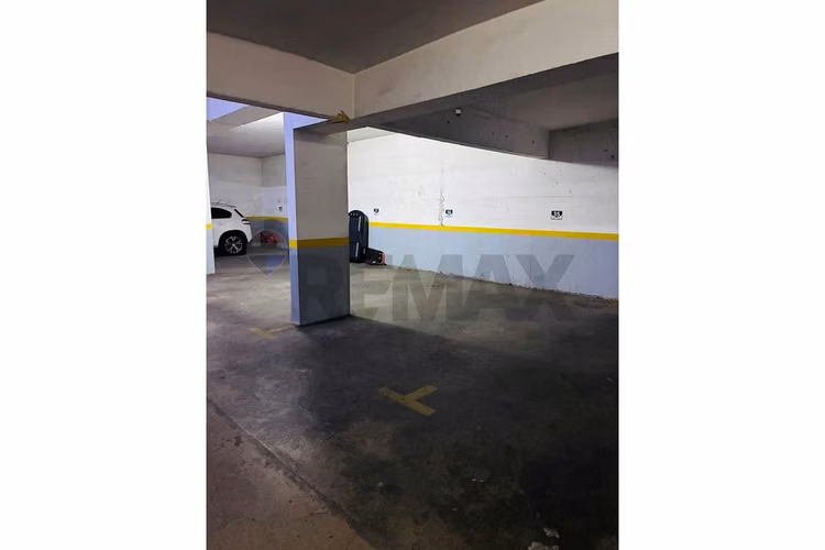 "estacionamiento en venta, acepto ofertas"