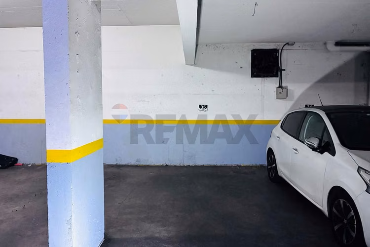 "estacionamiento en venta, acepto ofertas"
