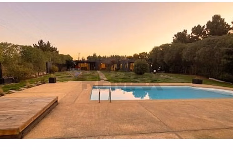 Vendo casa completamente amoblada 4d, 5b
