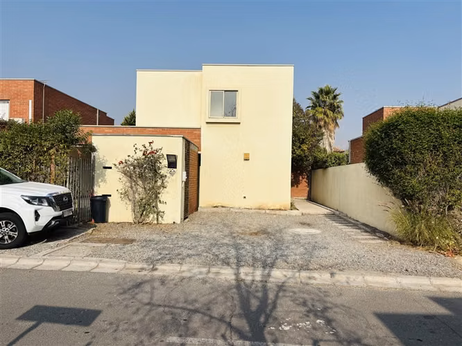 CASA Condominio Santa Luz