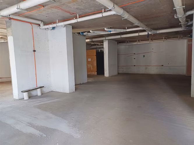 LOCAL COMERCIAL Antonio Bellet