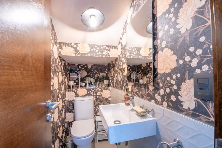 Impecable casa en condominio chicureo