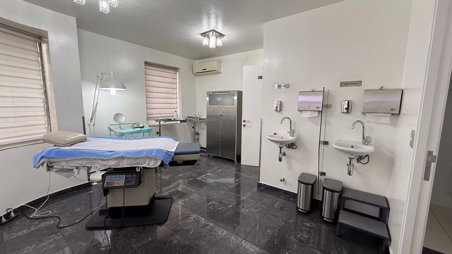 Oficina Habilitada para Centro Médico – Metro (168415)