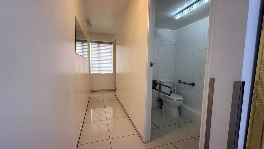 Oficina Habilitada para Centro Médico – Metro (168415)