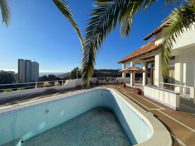 4 dormitorios en suite 3025 m2 terreno (167347) - Imagen 13