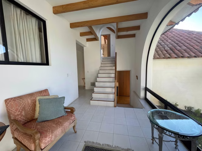 4 dormitorios en suite 3025 m2 terreno (167347) - Imagen 6