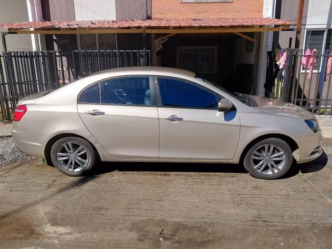 Geely emgrand 7 automático 1.8