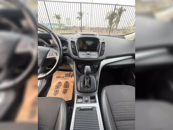 FORD ESCAPE 2018