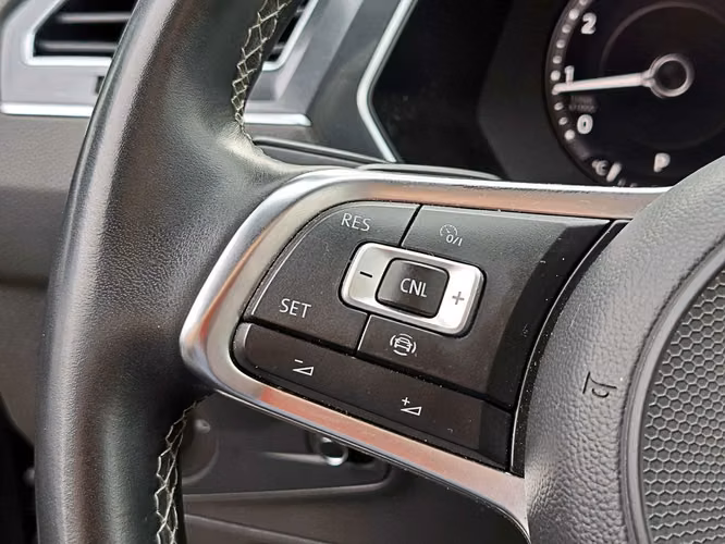 VOLKSWAGEN TIGUAN 2019 - Imagen 17