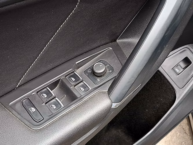 VOLKSWAGEN TIGUAN 2019 - Imagen 11