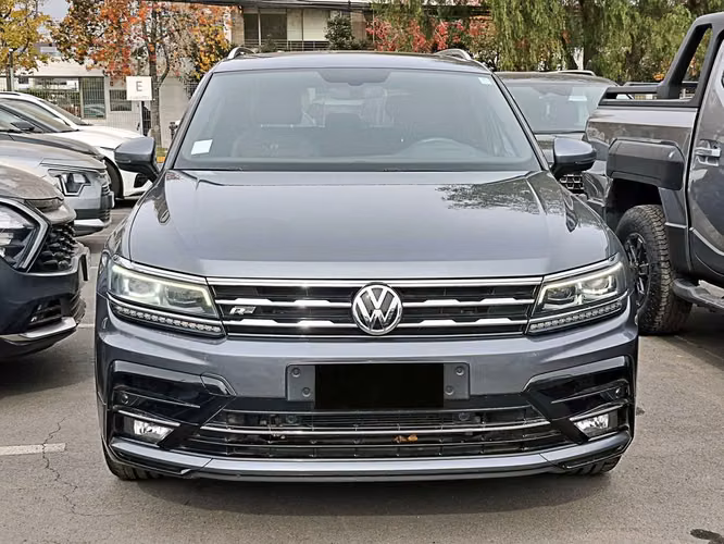 VOLKSWAGEN TIGUAN 2019 - Imagen 2
