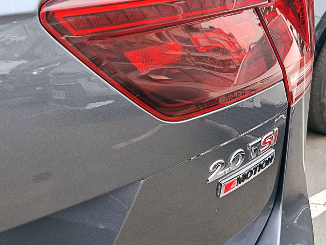 VOLKSWAGEN TIGUAN 2019 - Imagen 9