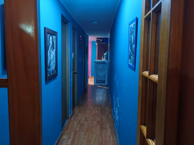 Vendo casa con 3 dormitorios 1 baño cocina, comedor, sala de star. est 3 vehículos.