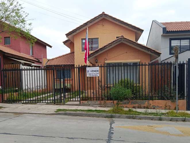 SE VENDE: Casa en La Serena