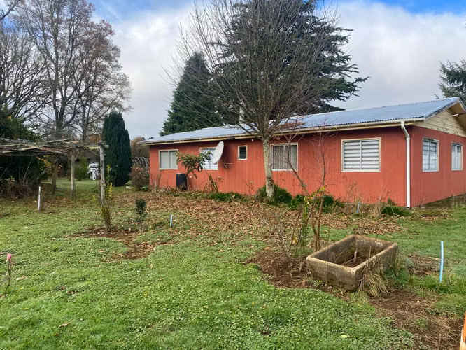 Se vende casa y terreno en Tralcao 20 minutos de Valdivia