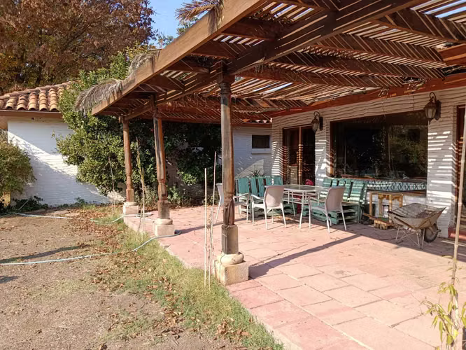 Hermosa casa colonial en Graneros (167430)