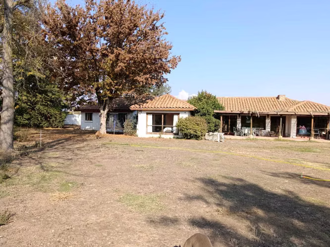 Hermosa casa colonial en Graneros (167430)