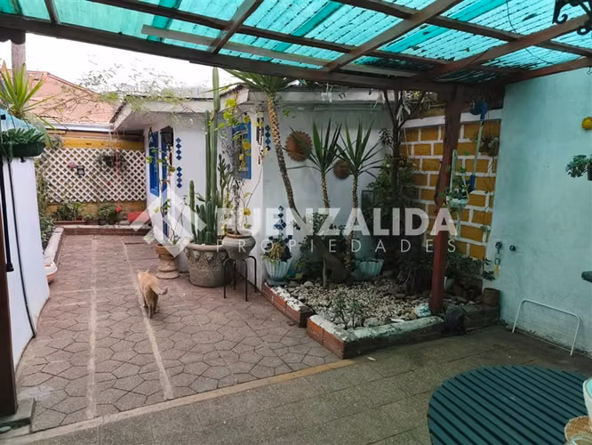Venta de casa 4 dormitorios. 3 baños en La Florida